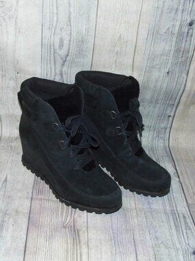 UGG Valory Black Waterproof Suede/Sheepskin Wedge Boots Womens Size 9.5